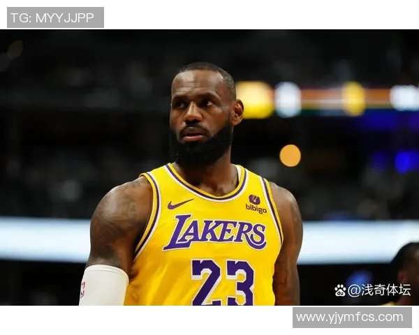 詹姆斯社媒发声回应争议事件深度解析引发广泛关注与讨论